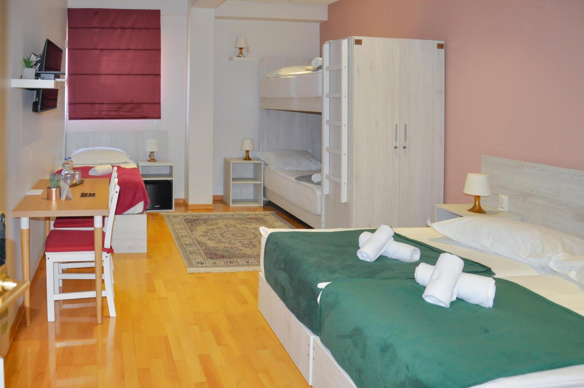 Boutique Hostel Livia Metkovic Exterior photo